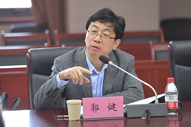 大赛组委会主任、YH533388银河集团党委书记郭健讲话