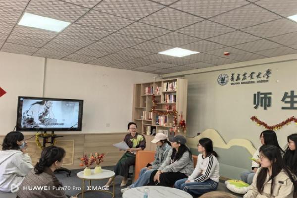 “语润农耕”走进一站式社区   从八卦到定居：世界杯官网用英语打开伏羲的“农耕日历”